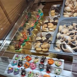 Hilda Cukrászda, Pilisszentkereszt - Egyéb