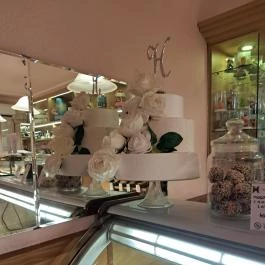 Hilda Cukrászda, Pilisszentkereszt - Egyéb