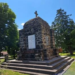 Hősök tere Buják - Egyéb