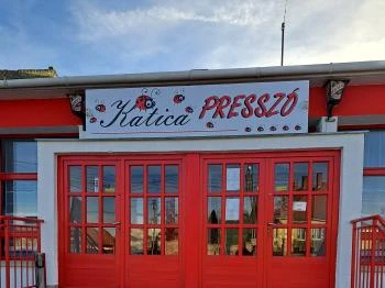 Katica Presszó Darnózseli