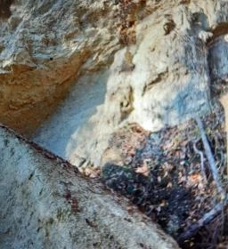 Kazári riolittufák