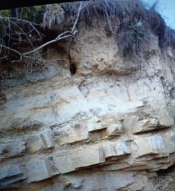 Kazári riolittufák