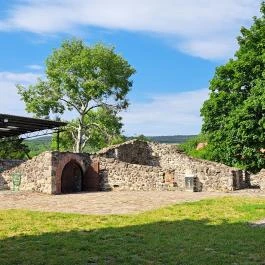 Kisnánai Várrom és Népi Műemlék, Kisnána - Egyéb