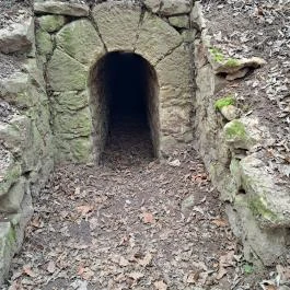 Kőfejtő, Dunaalmás - Egyéb