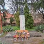 Kossuth Lajos szobra Tibolddaróc - Egyéb