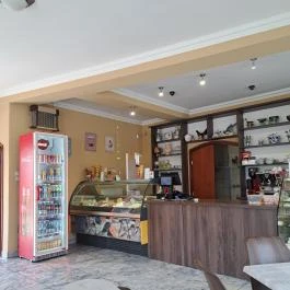 Laki Cukrászda Tahitótfalu - Egyéb