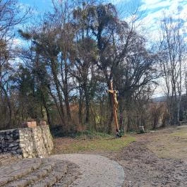 Lourdes-i barlang Bajót - Egyéb