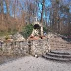 Lourdes-i barlang Bajót - Egyéb