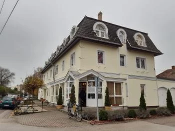 Magyaros Ízvilág Étterem & Kifőzde Polgár