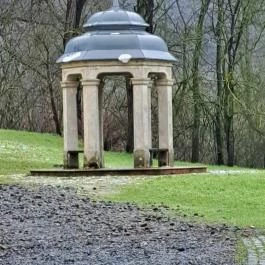 Máriabesnyői Nagyboldogasszony Bazilika Gödöllő - Egyéb