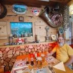 Öreg Favágó Kocsmája Tarján - Belső