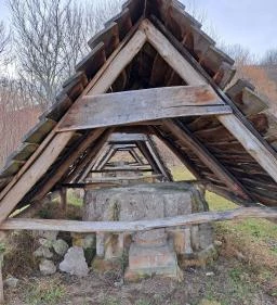 Pilisszentkereszti ciszterci kolostorrom