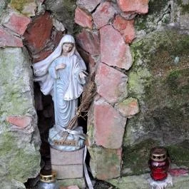 Pilisszentkereszti ciszterci kolostorrom, Pilisszentkereszt - Egyéb