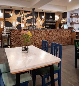 Platán Étterem Balatonföldvár