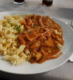 Platán Étterem Balatonföldvár