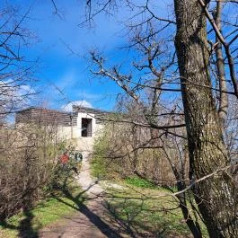 Rezi vár Rezi - Egyéb