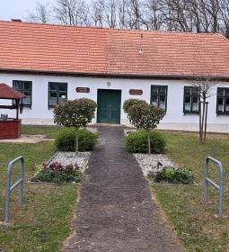 Sarlós Boldogasszony-kegykápolna