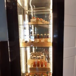 Szalon Kávézó, Tata - Egyéb