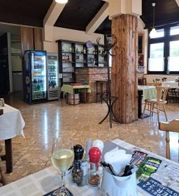 Százlépcső Étterem