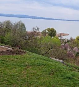 Szent Mihály kápolna és domb