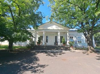 Szirmay-Waldbott Kastély Tolcsva