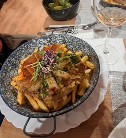 Taverna Étterem és Vendégház