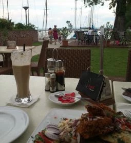 Yacht Club Hotel étterme