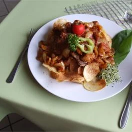 Lila Zongora Kertvendéglő Dorog - Étel/ital