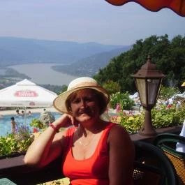 Silvanus Wellness & Konferencia Hotel Visegrád - Medence/kert