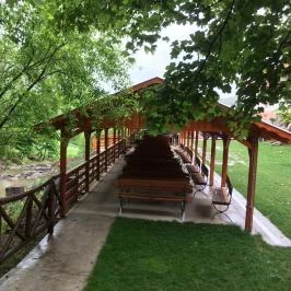 Malom Udvar Vendégház, Bér - Vendéglátás