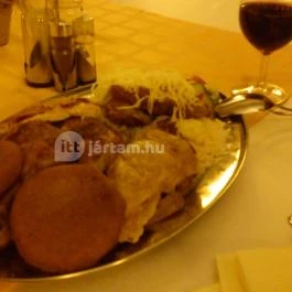 Hotel Három Hattyú Balatonföldvár - Vendéglátás