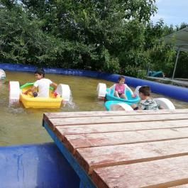 Dínó- és Kalandpark Rezi, Rezi - 