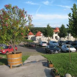 Egri Korona Borház & Wellness Hotel, Demjén - Medence/kert