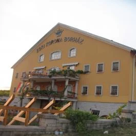 Egri Korona Borház & Wellness Hotel, Demjén - Külső kép