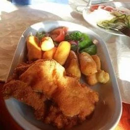 Kádárta Vendéglő Panzió Veszprém - Étel/ital