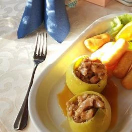 Kádárta Vendéglő Panzió Veszprém - Étel/ital