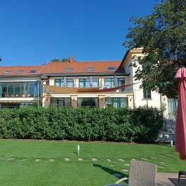 Elizabeth Hotel, Gyula - Medence/kert