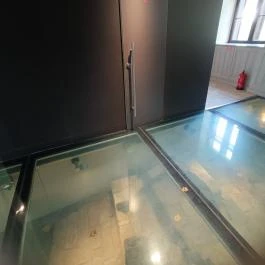 Kastély Kávézó, Gyula - Mosdó