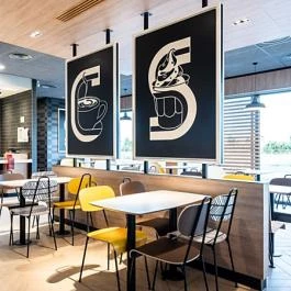 McDonald's - Monostorpályi út Debrecen - Belső