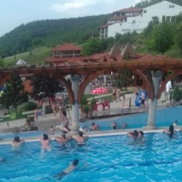 Cascade Resort & Spa Wellness Hotel Demjén - Medence/kert