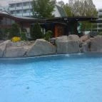 NaturMed Hotel Carbona Hévíz - Medence/kert