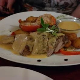 Hotel Óbester étterme - John Bull Pub Debrecen - Étel/ital