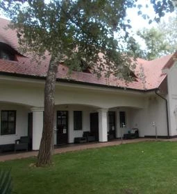 Varga Tanya Hotel, Konferencia & Szabadidő Központ