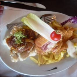 Margó Panzió Vértessomló - Vendéglátás