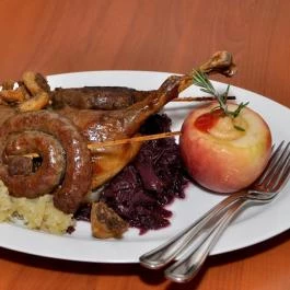 Tenkes Csárda Csarnóta - Étel/ital