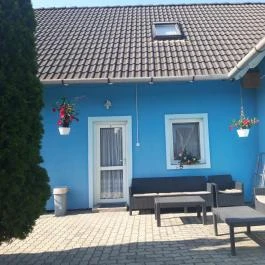 Kék Laguna Wellness Apartmanok Egerszalók - Medence/kert