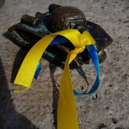 Kolodko: Szomorú tank miniszobra Budapest - Egyéb