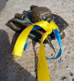 Kolodko: Szomorú tank miniszobra