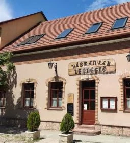 Várkanyar Vendéglő