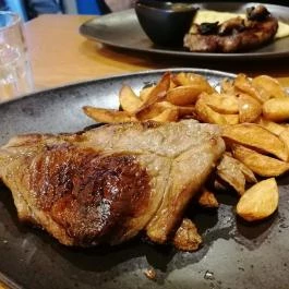 Meatology, Budapest - Egyéb